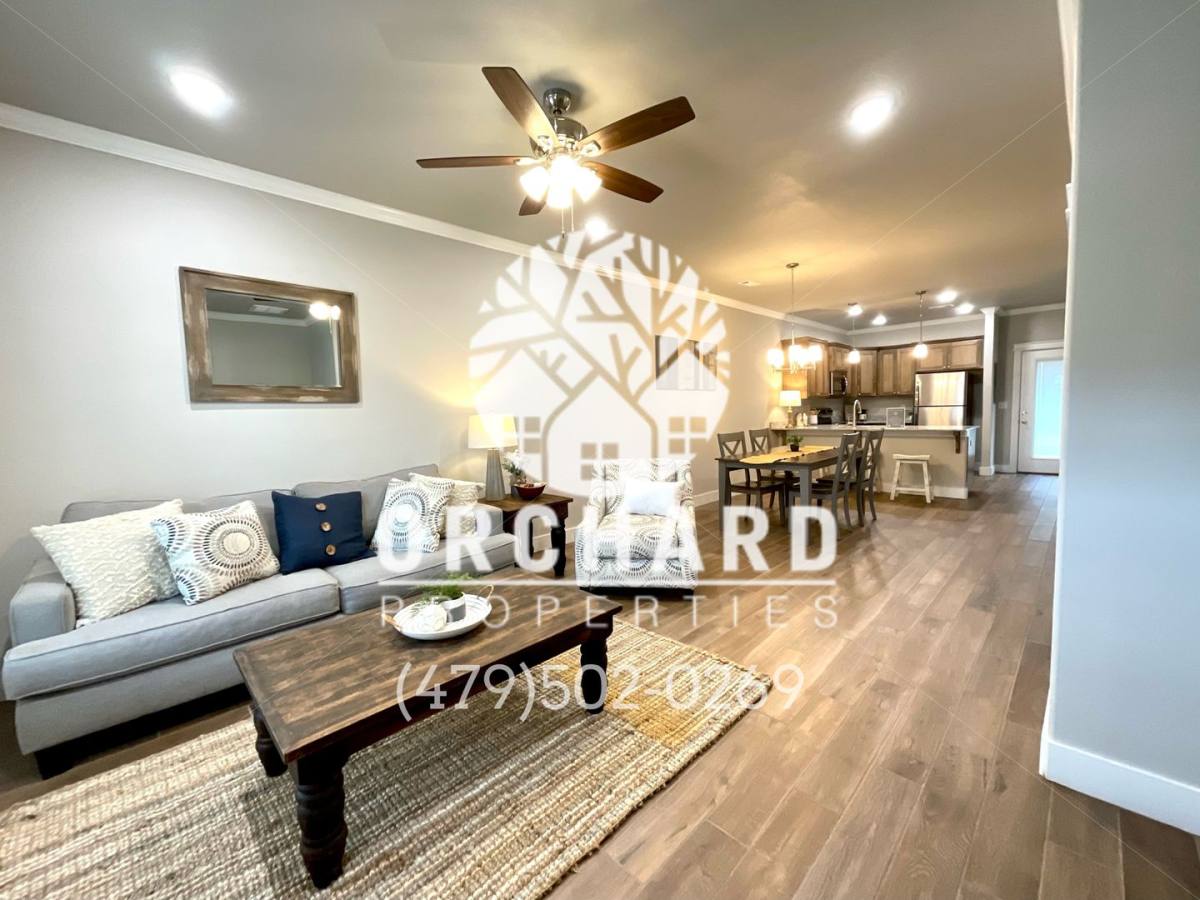Apartment for rent at 1829-1839 E Brookview Circle, Siloam Springs, AR 72761