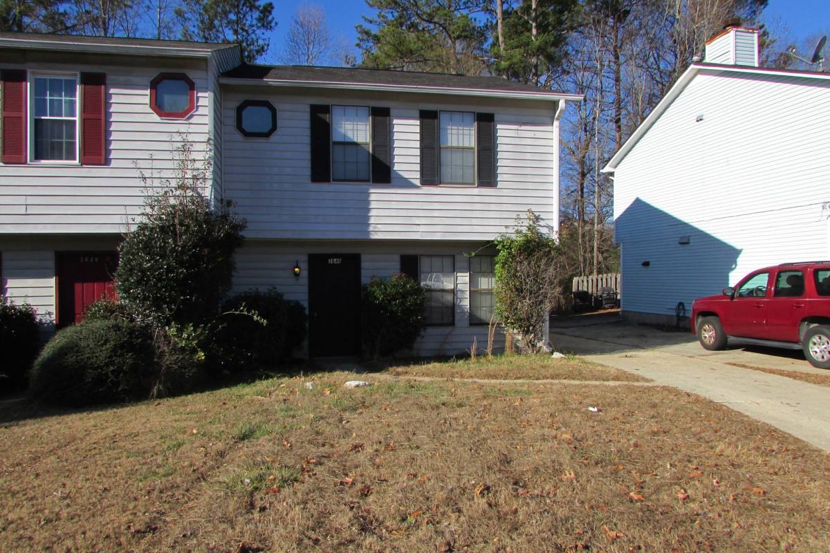 Apartment for rent at 3526 Hopkins Court, Powder Springs, GA 30127