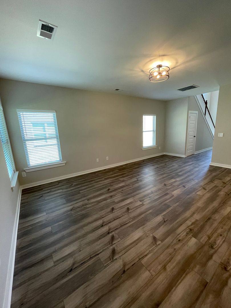 House for rent at 269 Shiloh Creek Dr, Calera, AL 35040