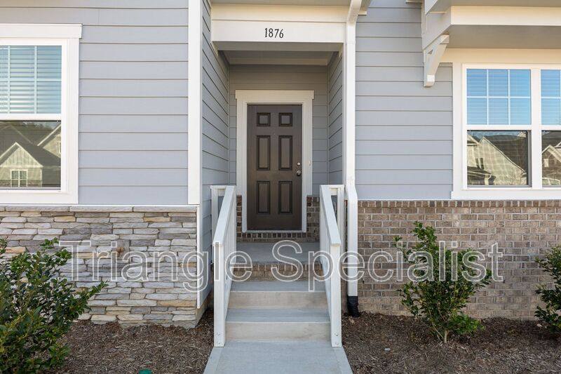 Townhouse for rent at 1876 Knights Crest Way, Wake Forest, NC 27587