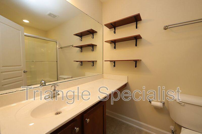 House for rent at 8811 Orchard Grove Way, Raleigh, NC 27612