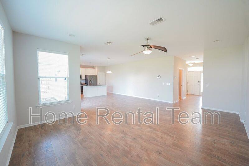 House for rent at 215 Shelton St, Richmond Hill, GA 31324