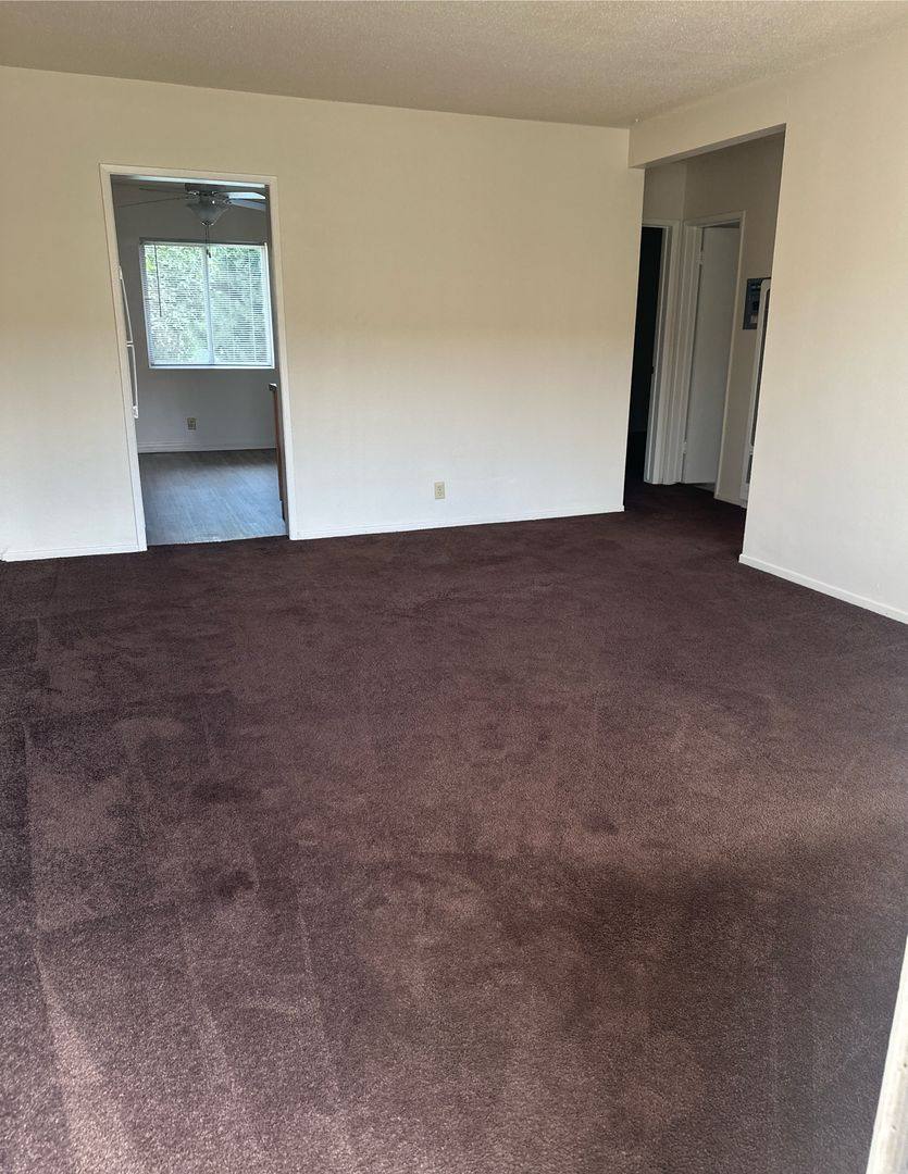 Apartment for rent at 10115 - 10129 Foster Rd, Downey, CA 90242