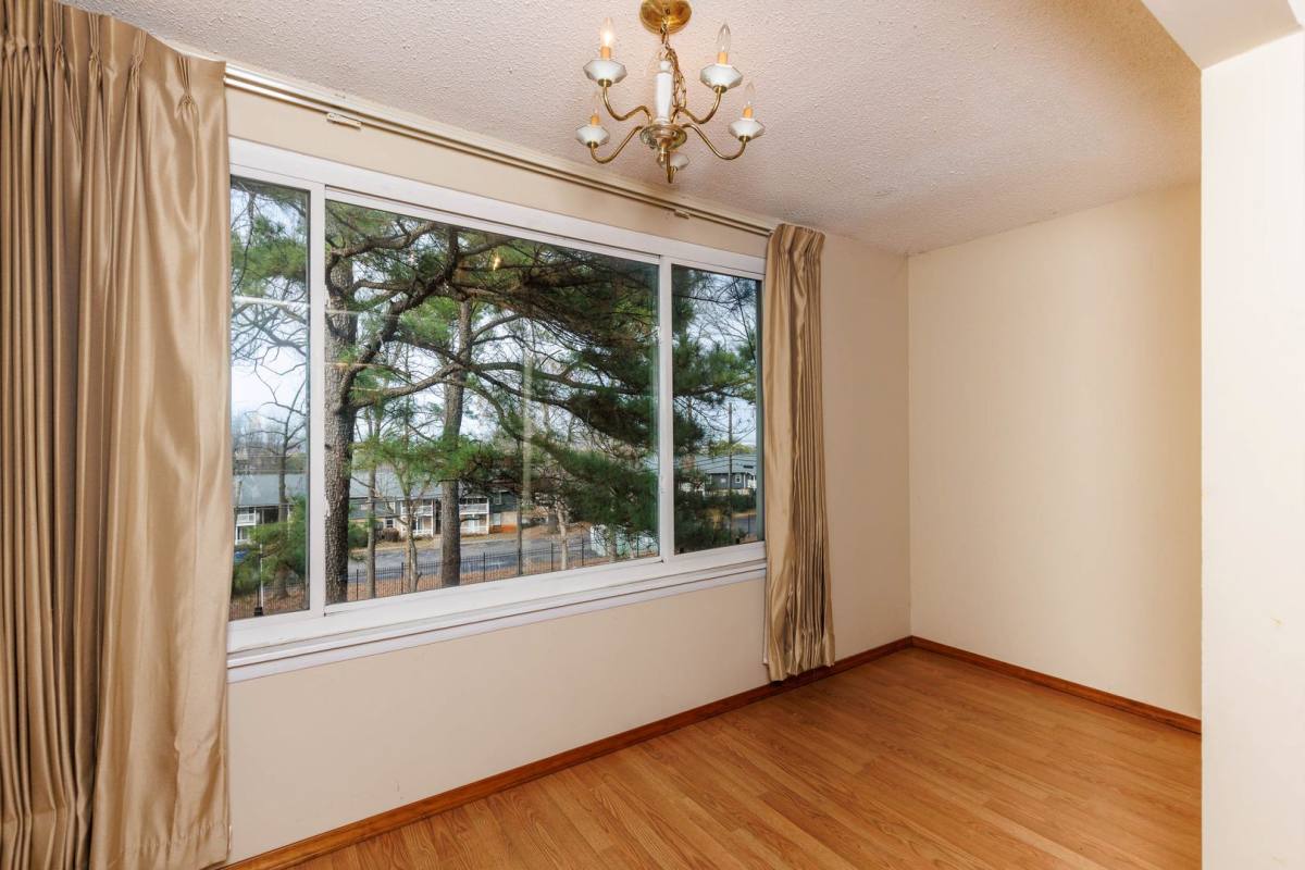 Apartment for rent at 401 Skyview Dr, Birmingham, AL 35209