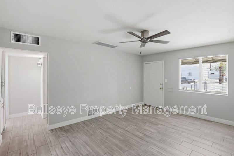 Townhouse for rent at 1721 E Moreland St #2, Phoenix, AZ 85006
