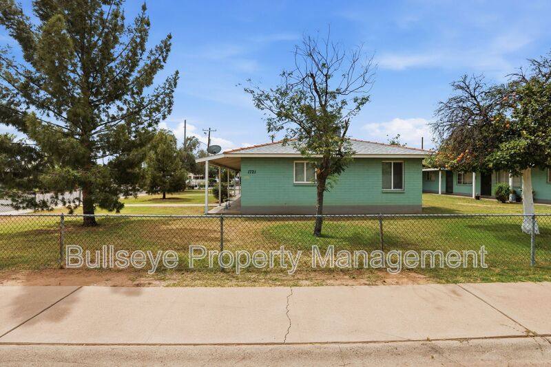 Townhouse for rent at 1721 E Moreland St #2, Phoenix, AZ 85006