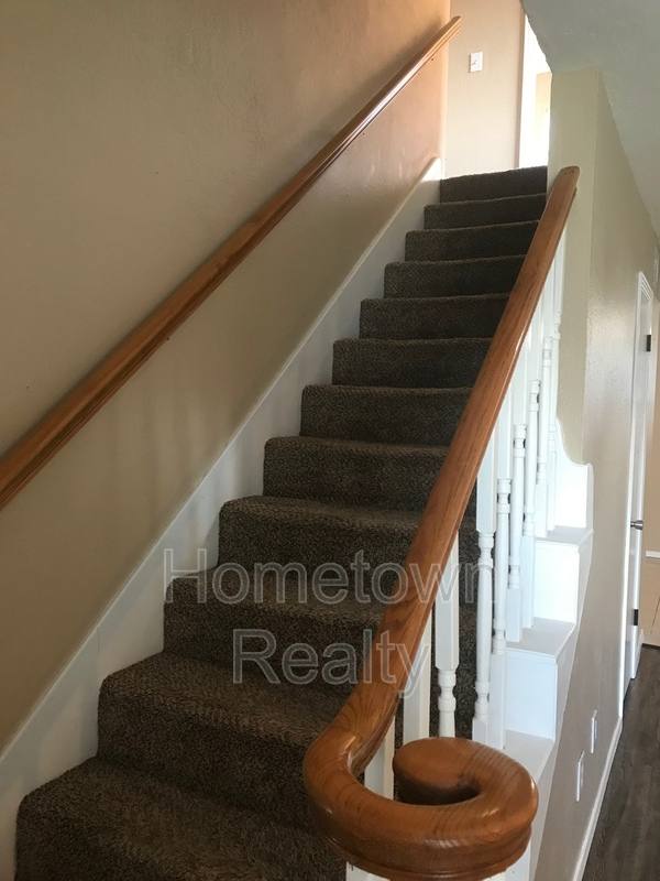 House for rent at 1013 Kelly Park Rd, Edmond, OK 73003
