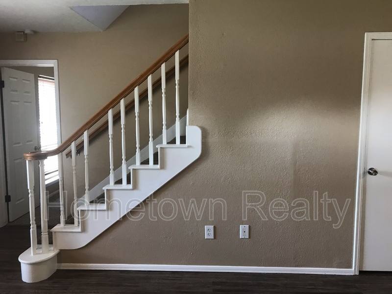 House for rent at 1013 Kelly Park Rd, Edmond, OK 73003