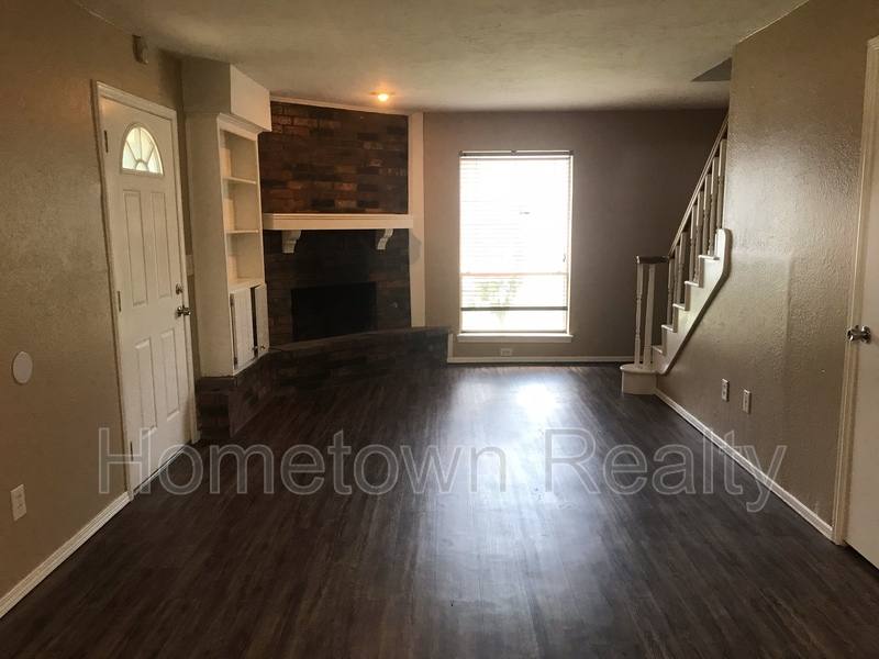 House for rent at 1013 Kelly Park Rd, Edmond, OK 73003
