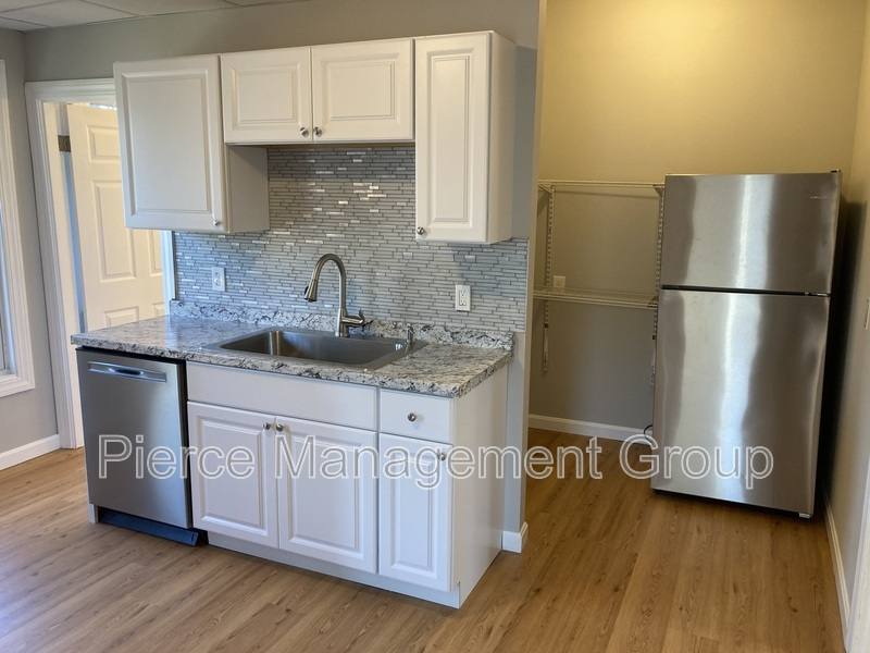 Apartment for rent at 68 Kenny St #4, Manchester, NH 03104