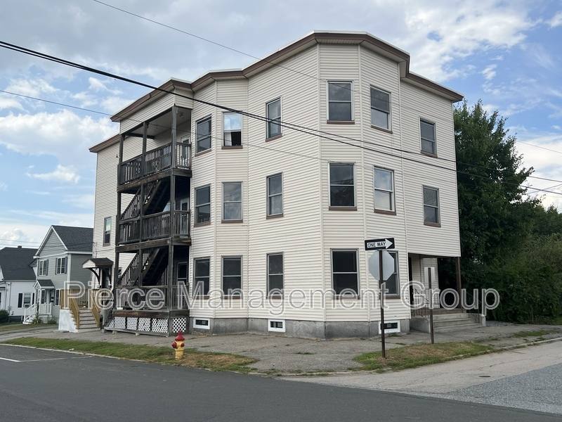 Apartment for rent at 68 Kenny St #4, Manchester, NH 03104