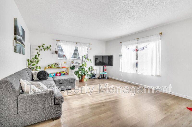 Apartment for rent at 7877 Sayonara Dr #D, Citrus Heights, CA 95610