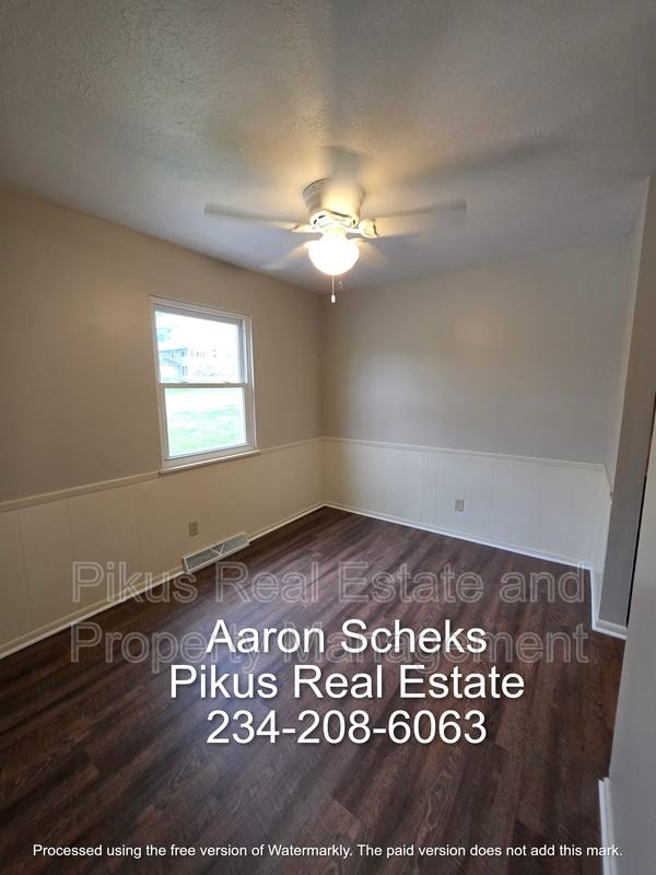 Apartment for rent at 3637 Albrecht Ave, Akron, OH 44312