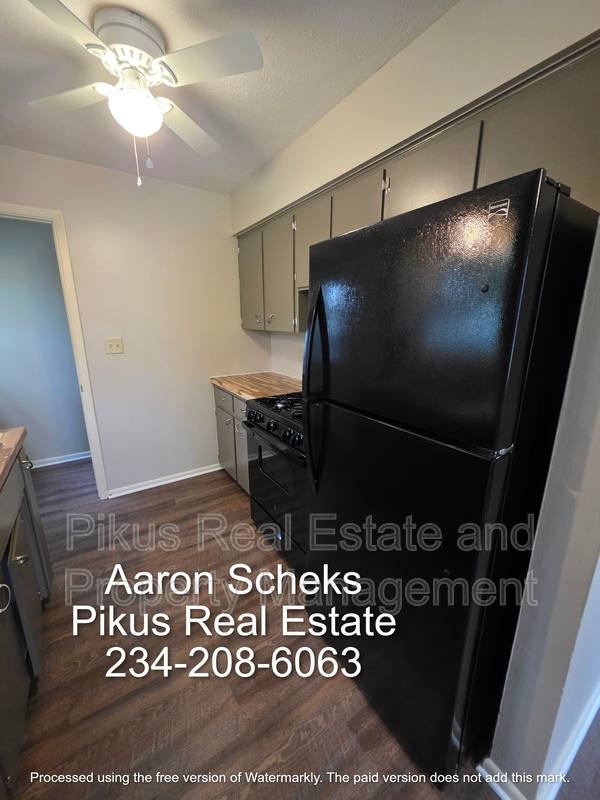 Apartment for rent at 3637 Albrecht Ave, Akron, OH 44312