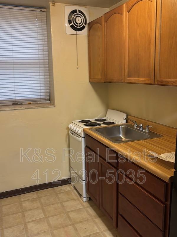 Apartment for rent at 121 Mount Lebanon Blvd #2, Pittsburgh, PA 15228