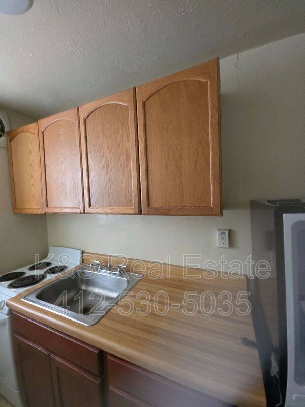 Apartment for rent at 121 Mount Lebanon Blvd #2, Pittsburgh, PA 15228