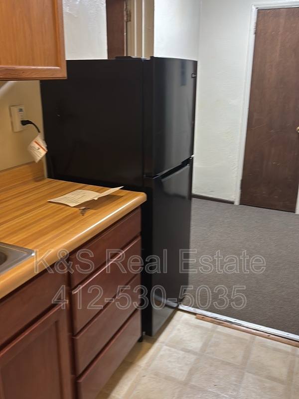 Apartment for rent at 121 Mount Lebanon Blvd #2, Pittsburgh, PA 15228