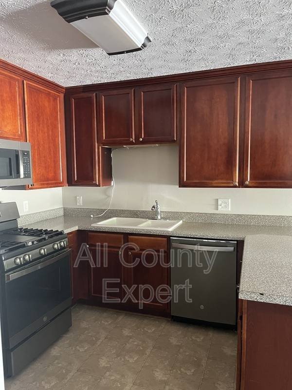 House for rent at 5480 Mountain Top Place, Cumming, GA 30041