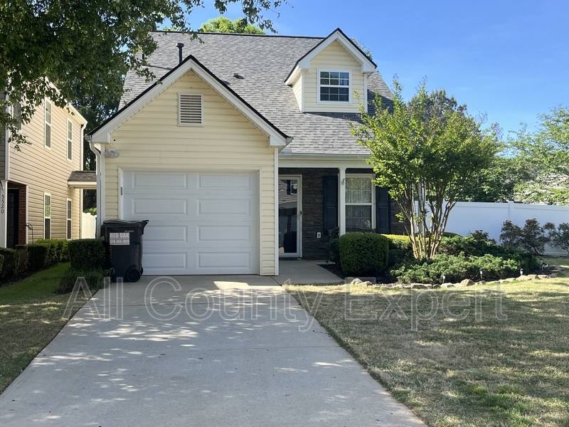 House for rent at 5480 Mountain Top Place, Cumming, GA 30041