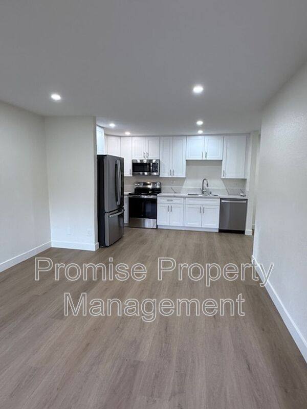 Condo for rent at 1737 Bayview Heights Dr #46, San Diego, CA 92105