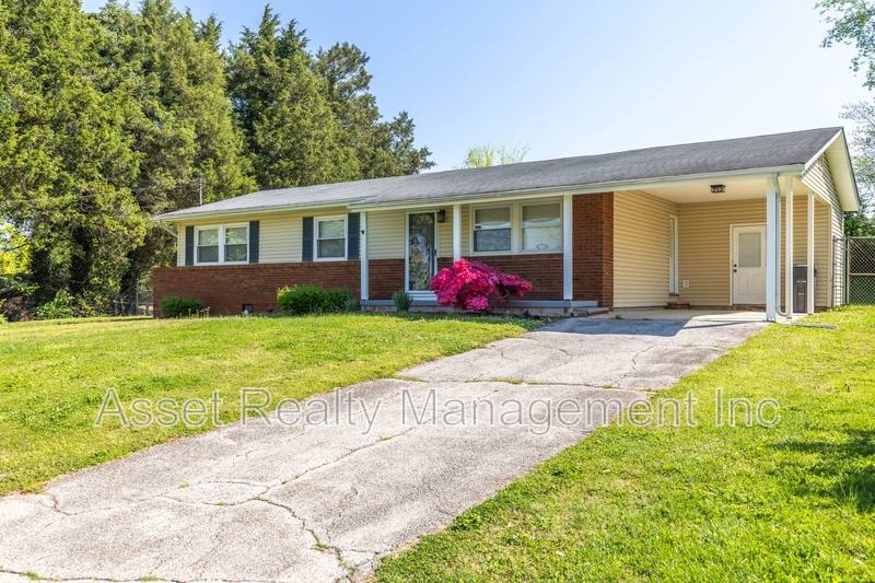 House for rent at 4821 Gettysburg Rd, Knoxville, TN 37921