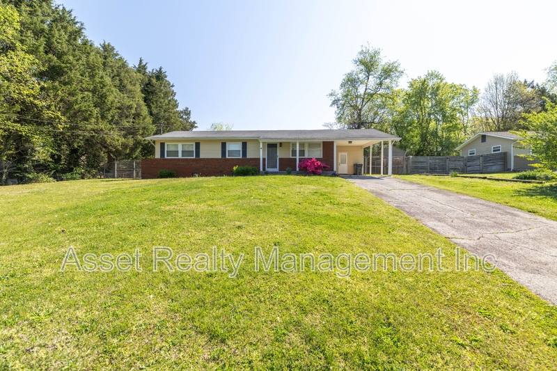 House for rent at 4821 Gettysburg Rd, Knoxville, TN 37921