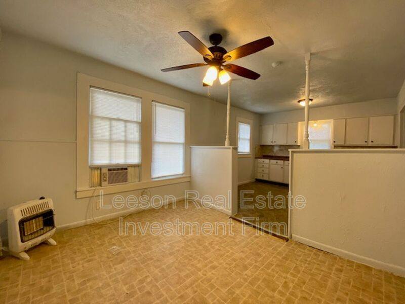 House for rent at 3240 Jackson St, Shreveport, LA 71109