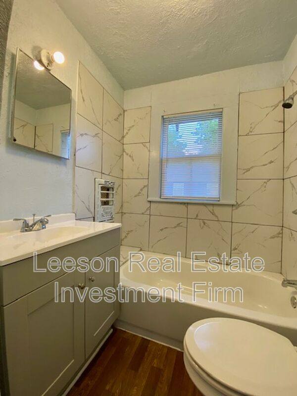 House for rent at 3240 Jackson St, Shreveport, LA 71109