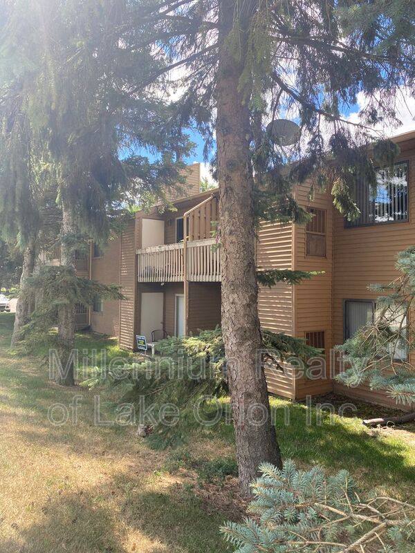 Apartment for rent at 25 Louck St #18, Oxford, MI 48371