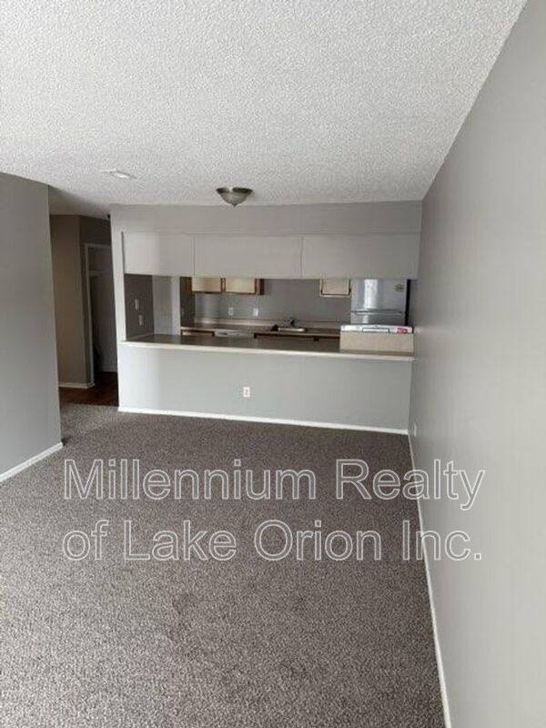 Apartment for rent at 25 Louck St #18, Oxford, MI 48371