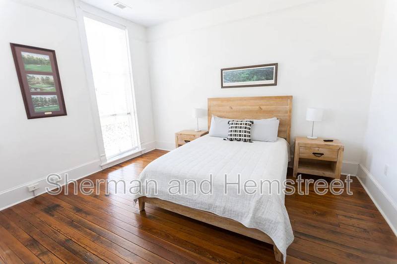 Apartment for rent at 215 Twelfth St #B, Augusta, GA 30901