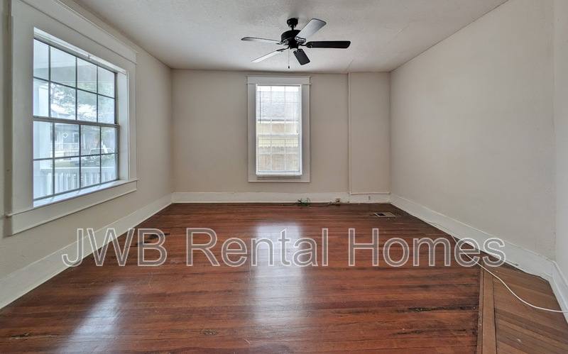 House for rent at 424 Walnut Court, Jacksonville, FL 32206