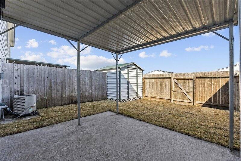 Apartment for rent at 2106 St Lucia Calle, Dickinson, TX 77539