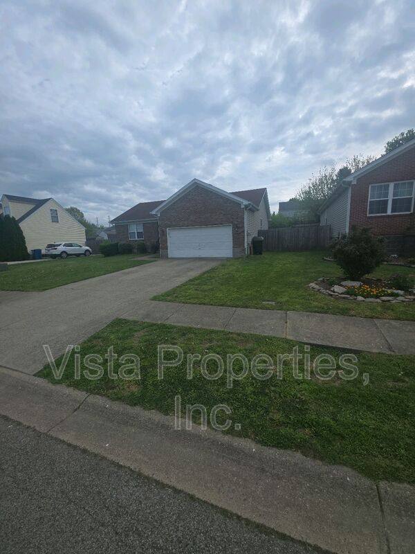 6917 Colrain Circle, Louisville, KY 40258