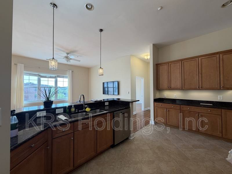 Condo for rent at 670 Town Center Dr #405, Newport News, VA 23606