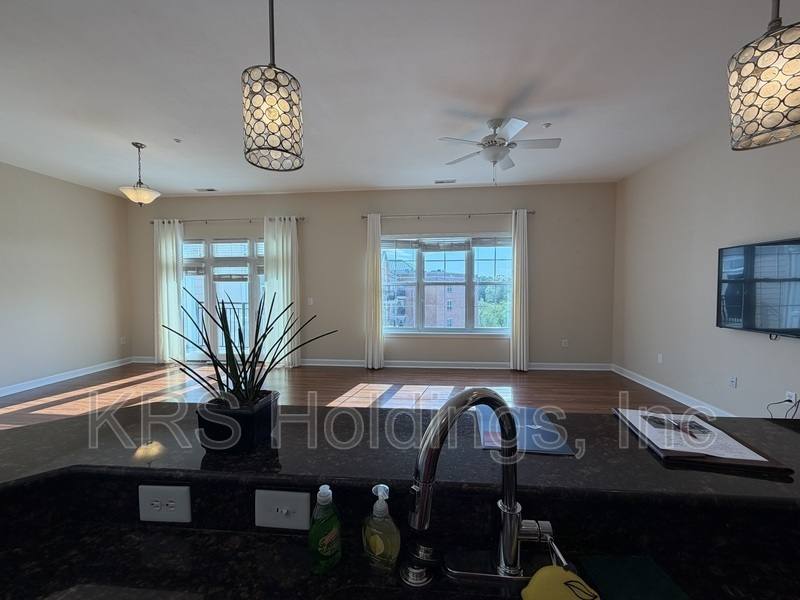 Condo for rent at 670 Town Center Dr #405, Newport News, VA 23606