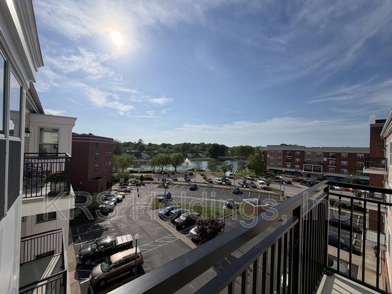 Condo for rent at 670 Town Center Dr #405, Newport News, VA 23606