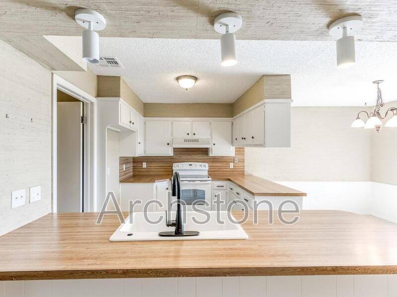 Apartment for rent at 6605 Lyrewood Lane, Oklahoma City, OK 73132