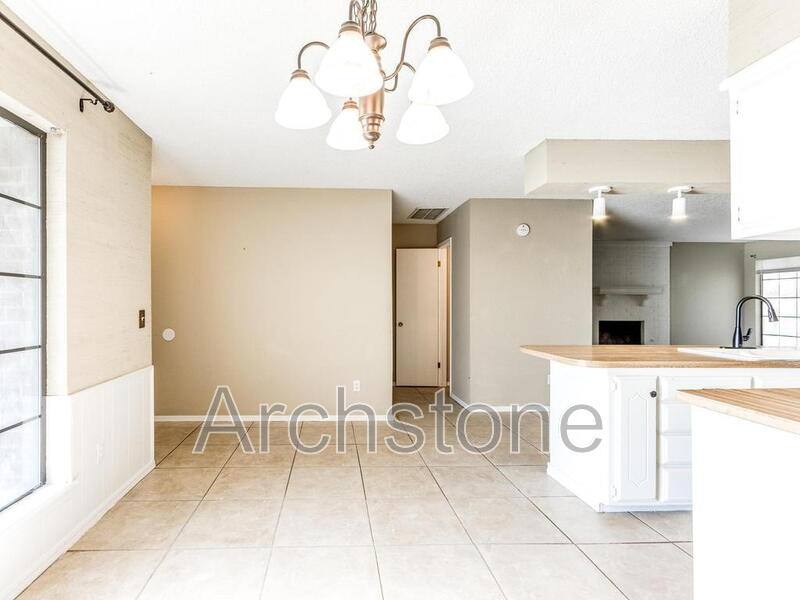 Apartment for rent at 6605 Lyrewood Lane, Oklahoma City, OK 73132