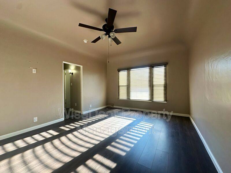 Apartment for rent at 1030 Leonard Ave #6, Los Angeles, CA 90022