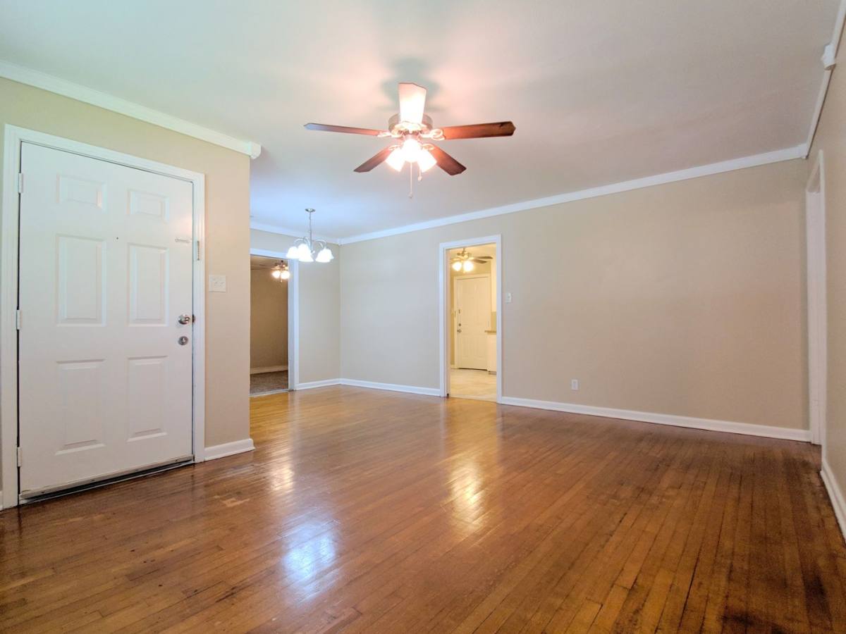 House for rent at 1223 Shawnee St, Houston, TX 77034