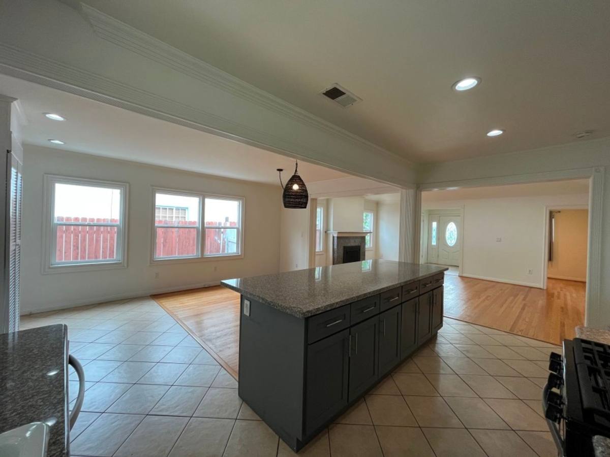 House for rent at 4316 Greenbush Ave, Sherman Oaks, CA 91423