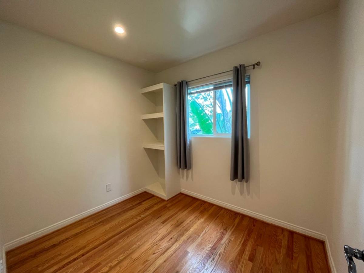 House for rent at 4316 Greenbush Ave, Sherman Oaks, CA 91423