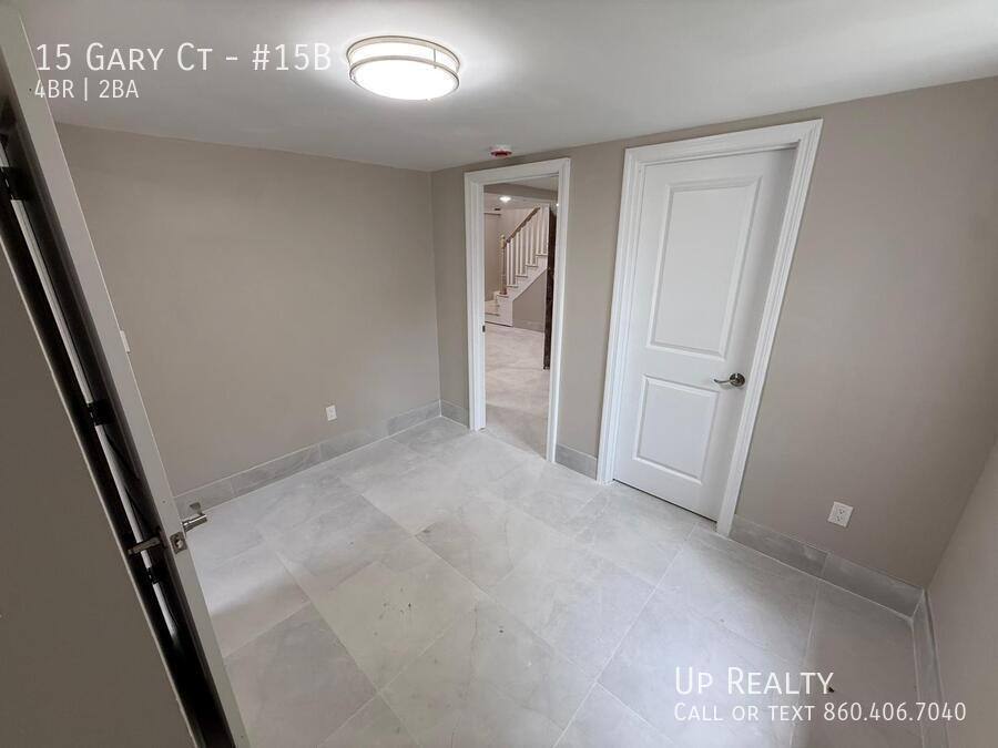 House for rent at 15 Gary Court, Groton, CT 06340