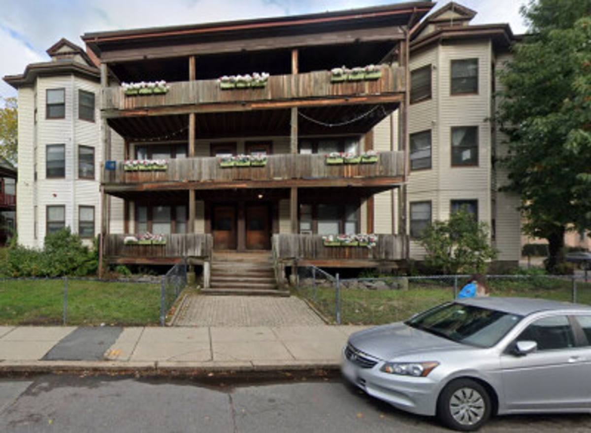 Apartment for rent at 38 Linden St #12, Allston, MA 02134