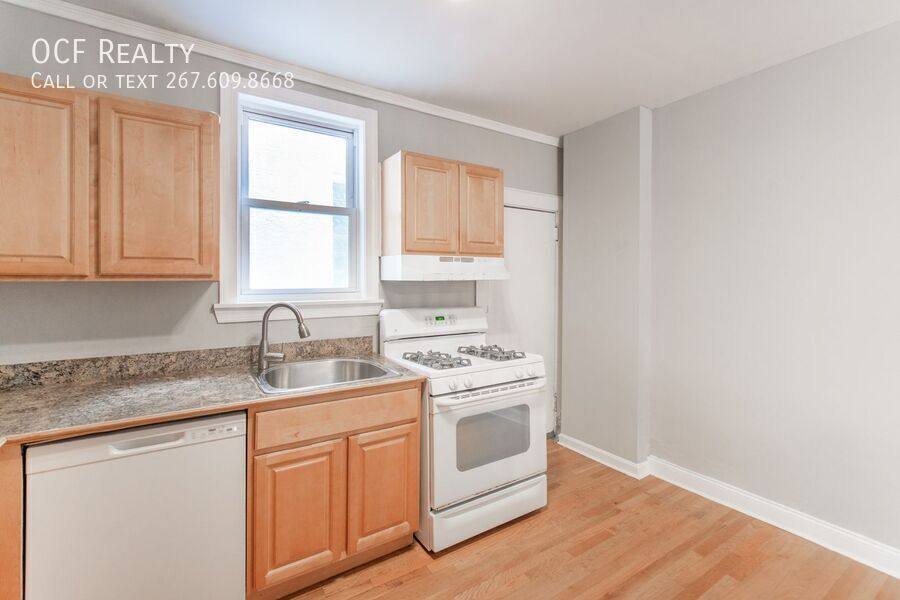 Townhouse for rent at 1606 Rodman St, Philadelphia, PA 19146