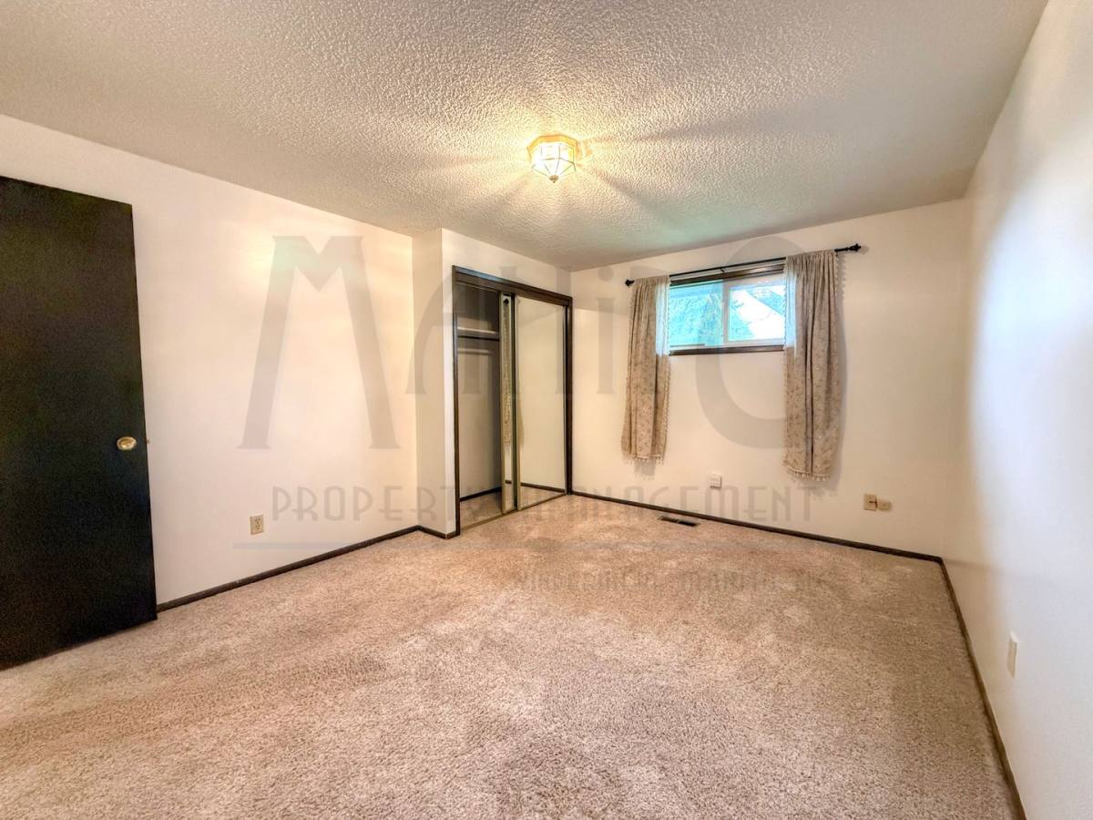 Apartment for rent at 7924 E Indiana Ave, Spokane, WA 99212