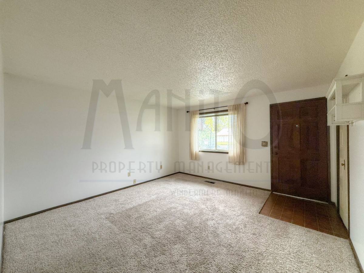 Apartment for rent at 7924 E Indiana Ave, Spokane, WA 99212