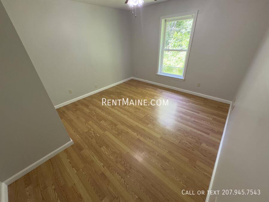 Apartment for rent at 1835 Hammond St #1, Bangor, ME 04401