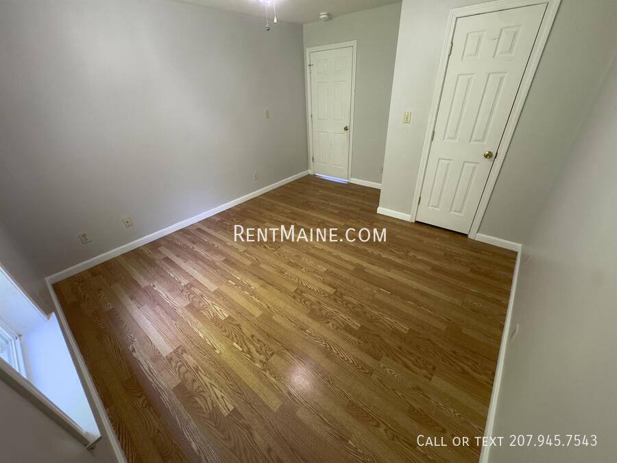 Apartment for rent at 1835 Hammond St #1, Bangor, ME 04401